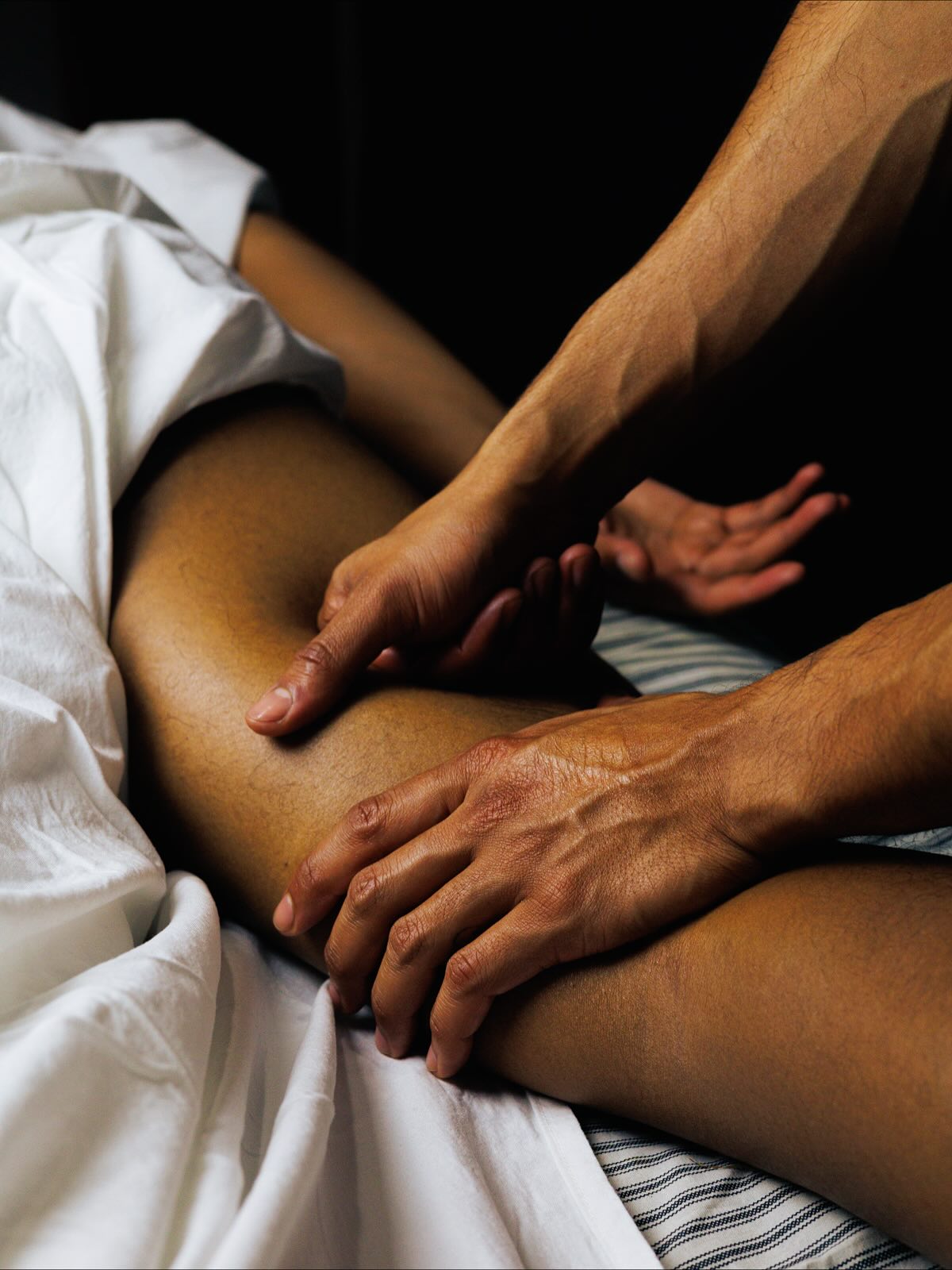 Massage treatment at ZEN MVNT